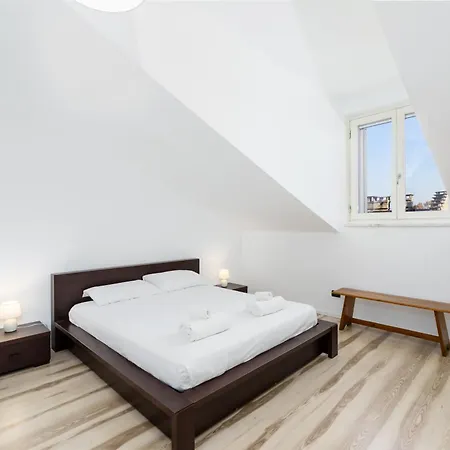 Spazioso Nel Centro Della Citta Apartment *